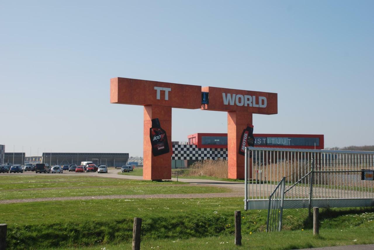 Assen-Groningen-Saunacabine Vries Bagian luar foto